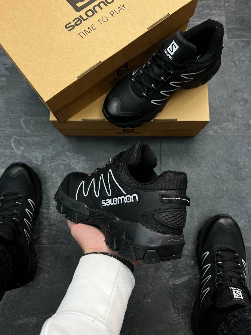 Salomon Black White