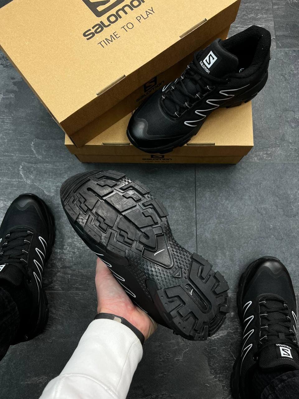 Salomon Black White