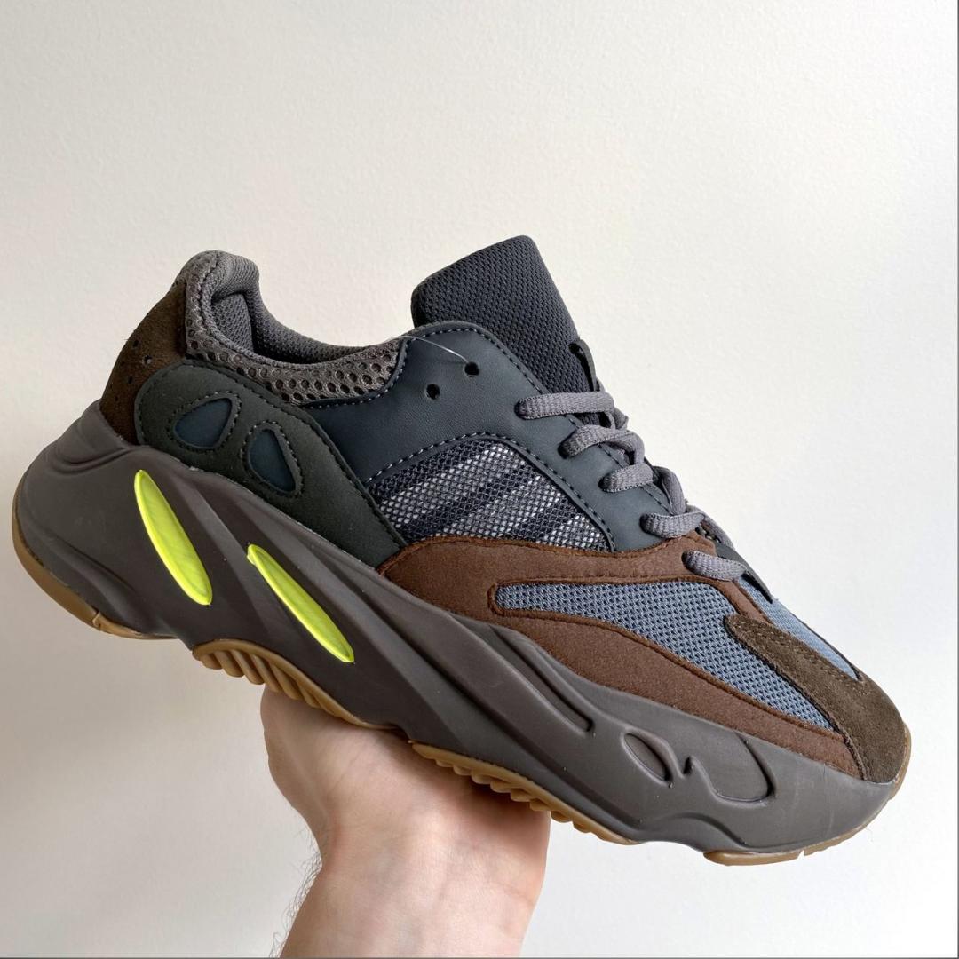 Adidas Yeezy Boost 700 V1 Brown
