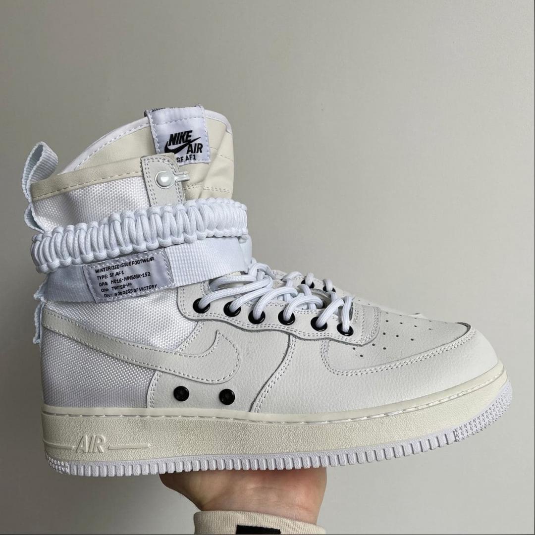 Nike Special Fled Air Force 1 White