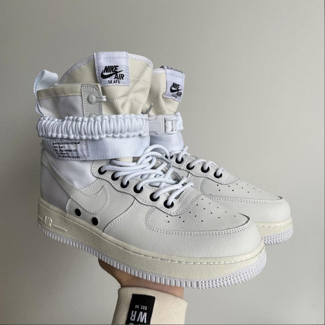 Nike Special Fled Air Force 1 White