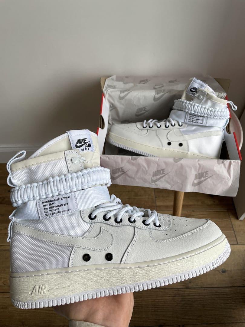 Nike Special Fled Air Force 1 White