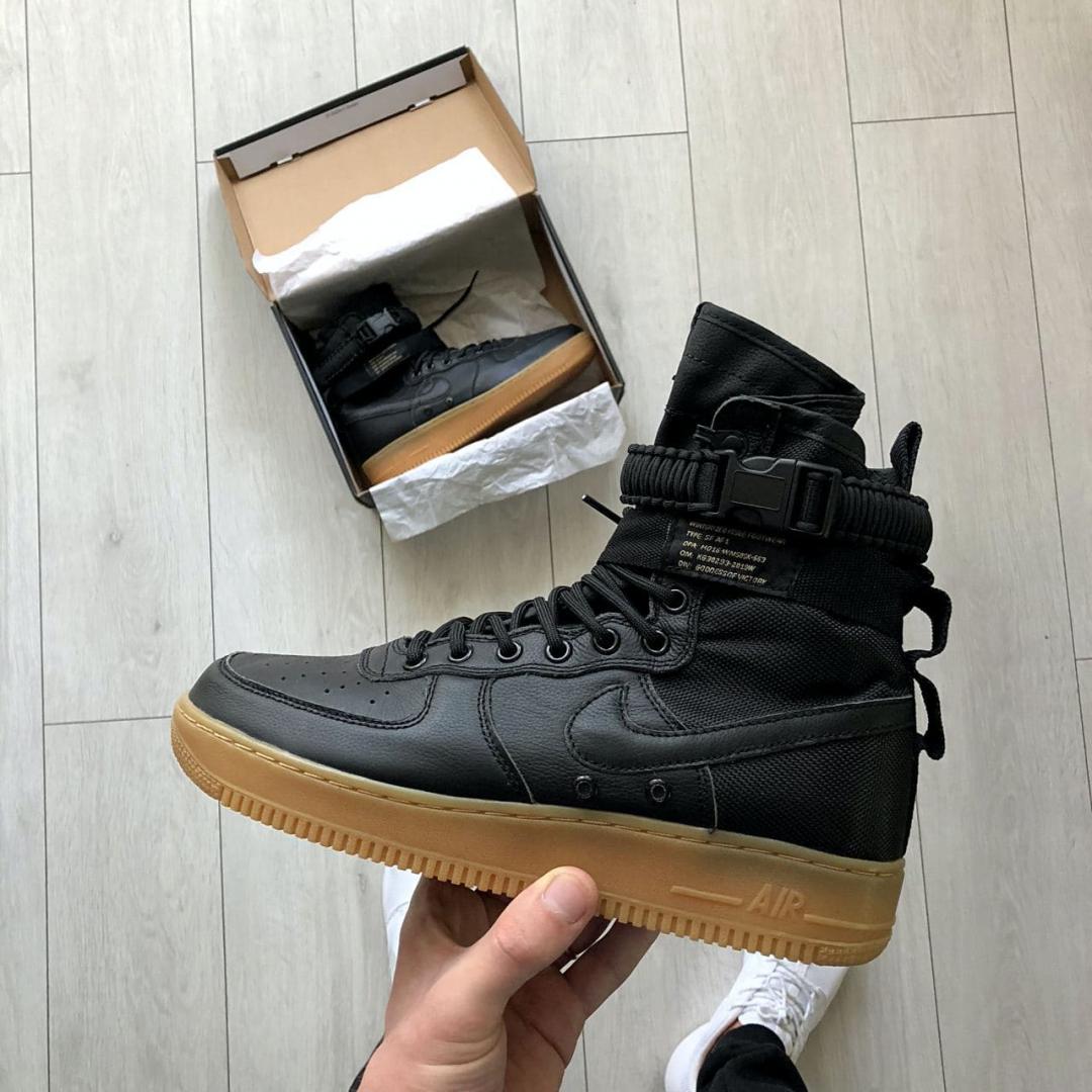 Nike Special Fled Air Force 1 Black Beige 2