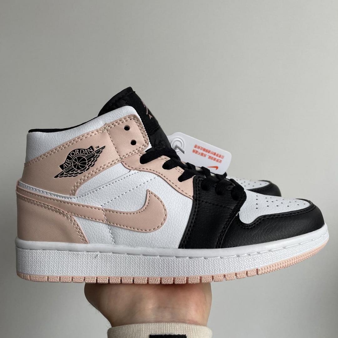 Nike Air Jordan 1 Retro High Black White Pink
