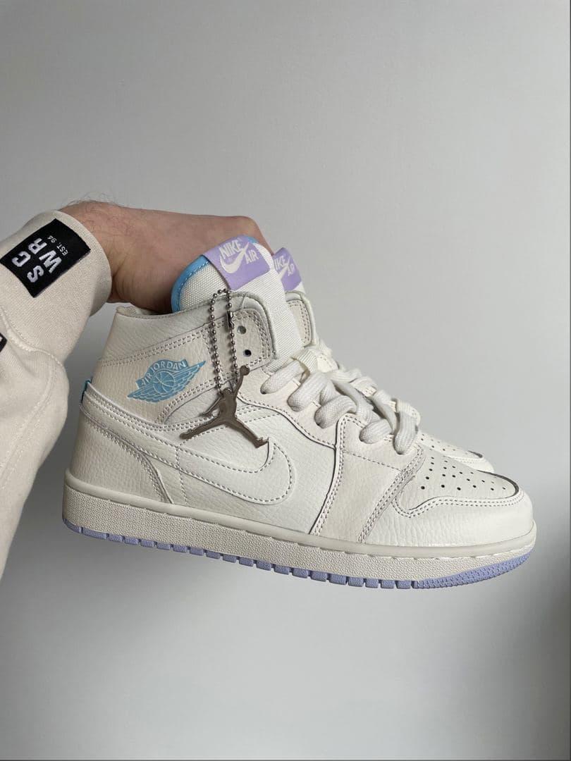 Nike Air Jordan 1 Retro High Milk Essential