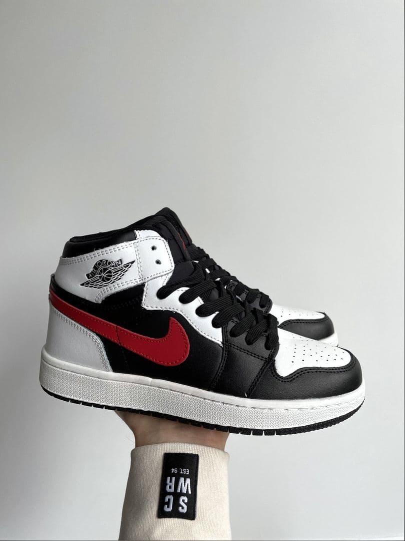Nike Air Jordan 1 Retro High Black Red White 2