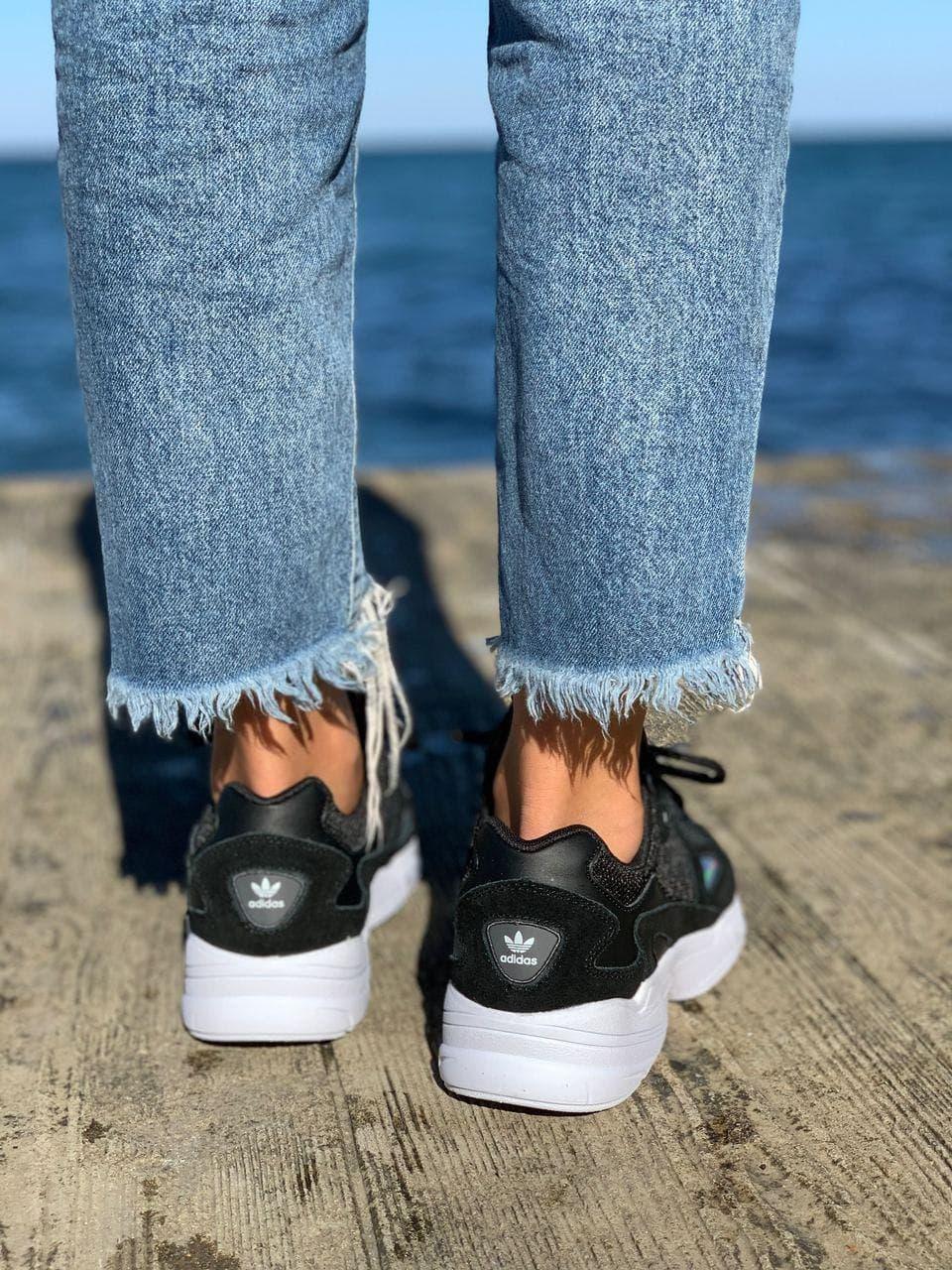 Adidas Flacon Black White