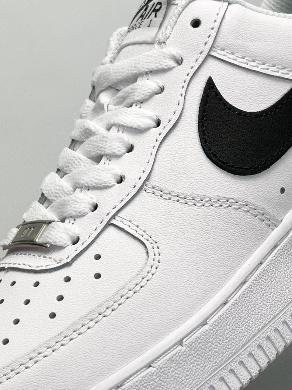 Nike Air Force 1 White Black Logo 5