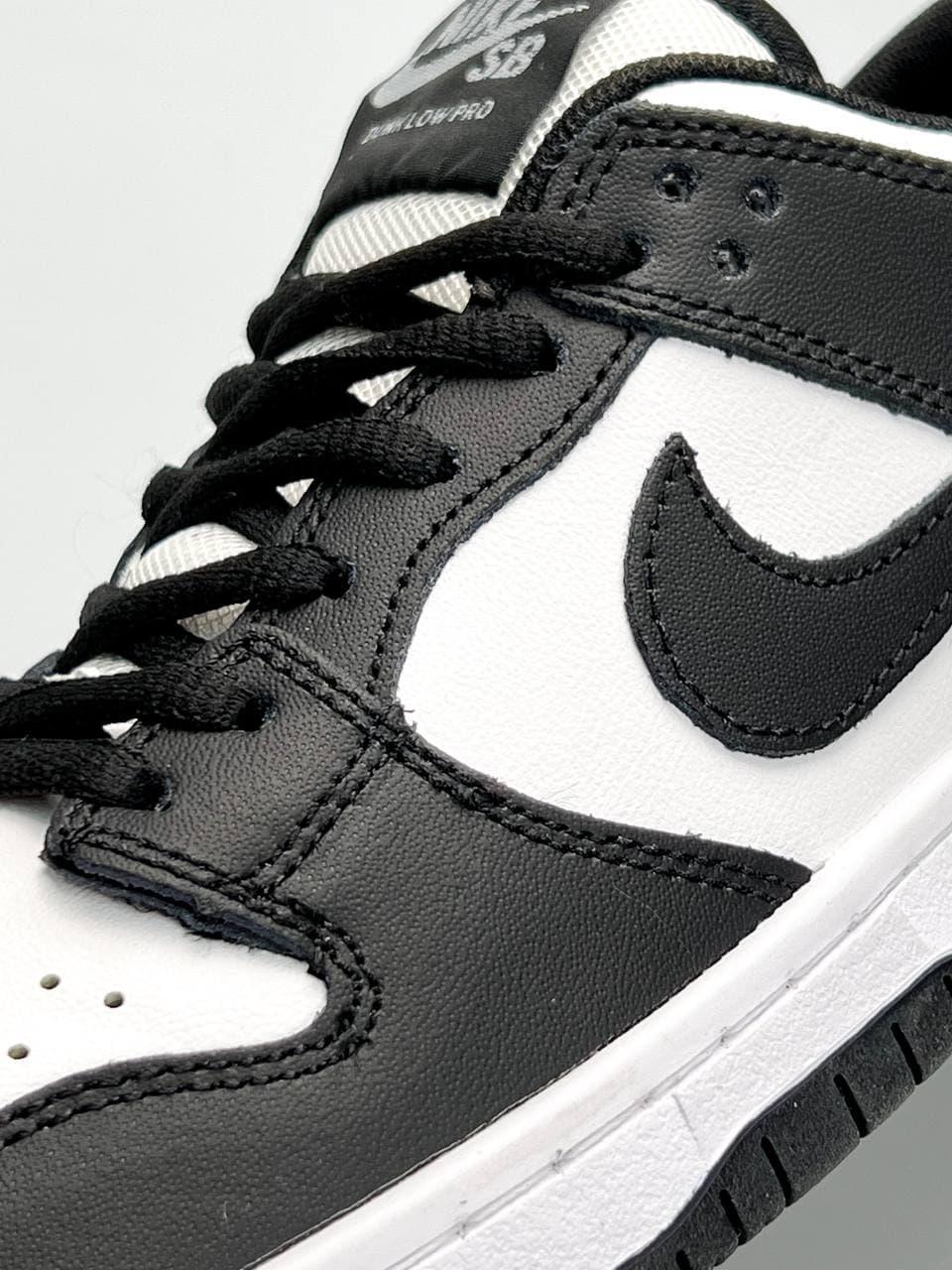 Nike Dunk Low Retro White Black 1