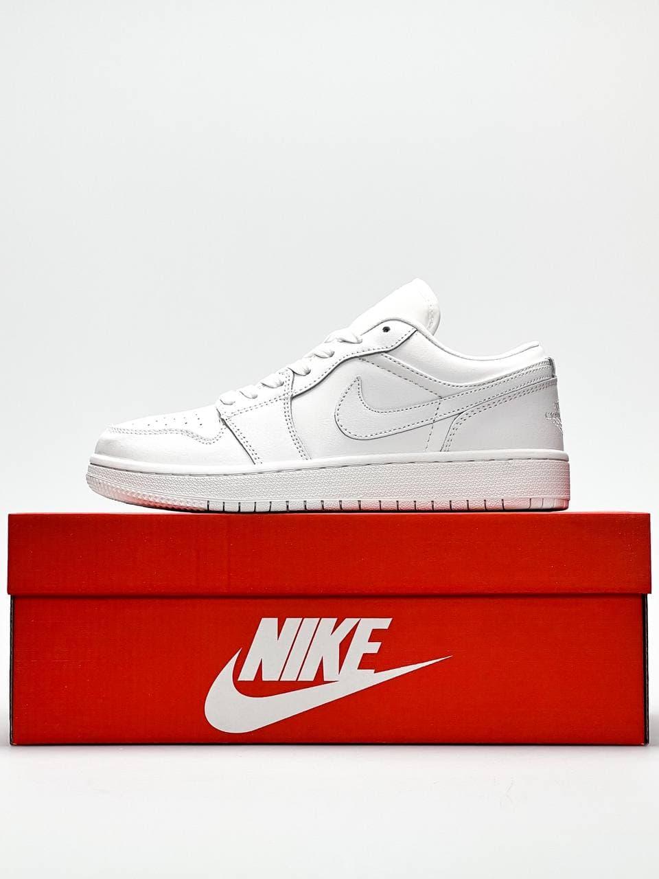 Nike Air Jordan Retro 1 Low Full White 2