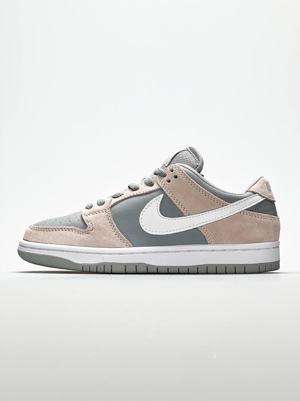 Nike Dunk Disrupt Grey White 1