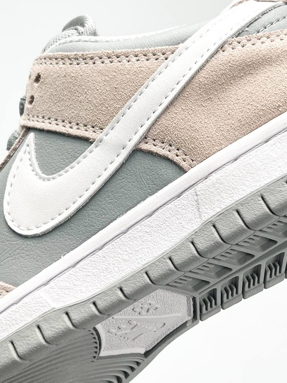 Nike Dunk Disrupt Grey White 1