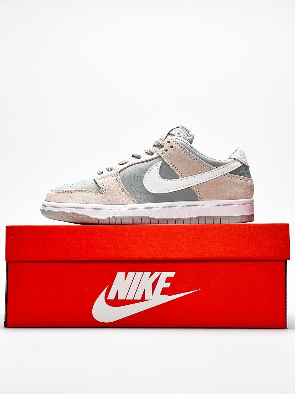 Nike Dunk Disrupt Grey White 1