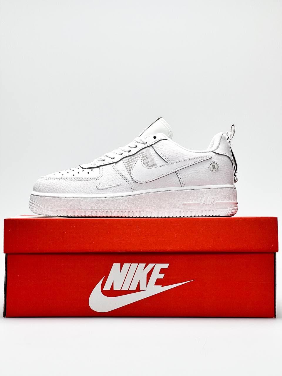 Nike Air Force 1’07Lv8 Ultra White 2