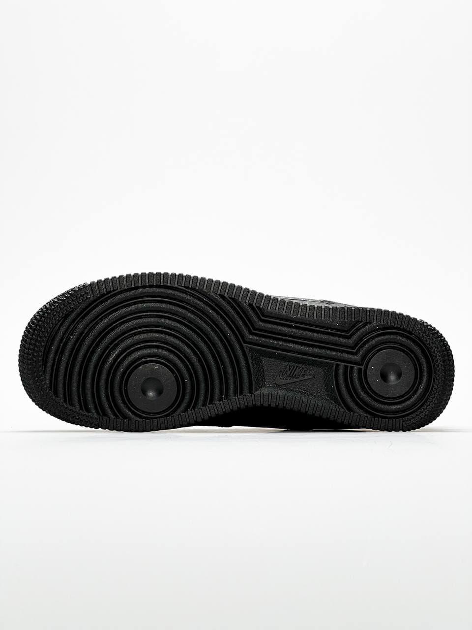 Nike Air Force 1’07Lv8 Ultra Black White