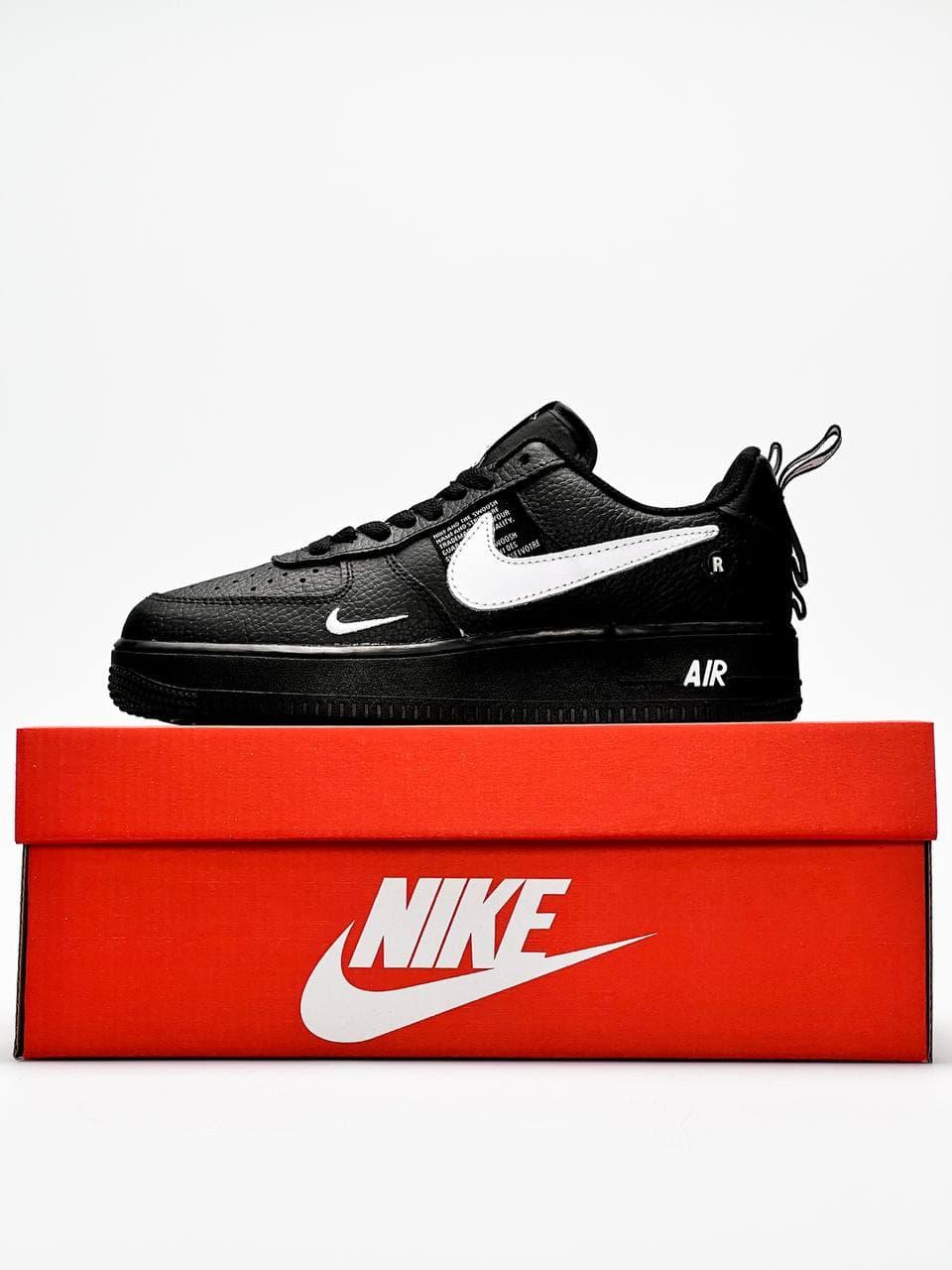 Nike Air Force 1’07Lv8 Ultra Black White