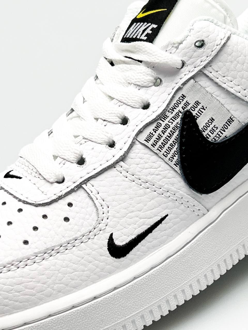 Nike Air Force 1’07Lv8 Ultra White Black