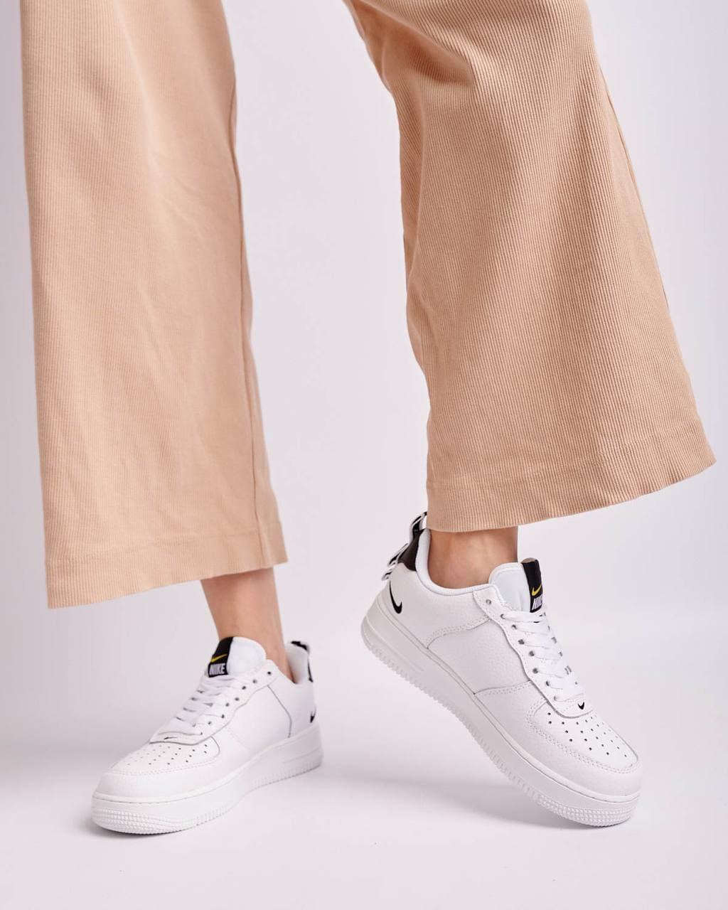 Nike Air Force 1’07Lv8 Ultra White Black