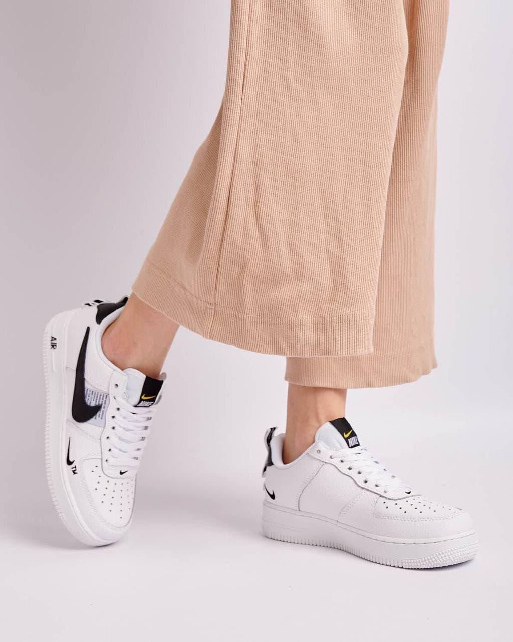 Nike Air Force 1’07Lv8 Ultra White Black