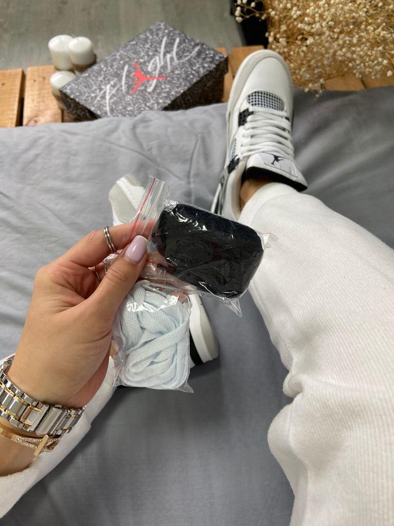 Nike Air Jordan Retro 4 Military Premium