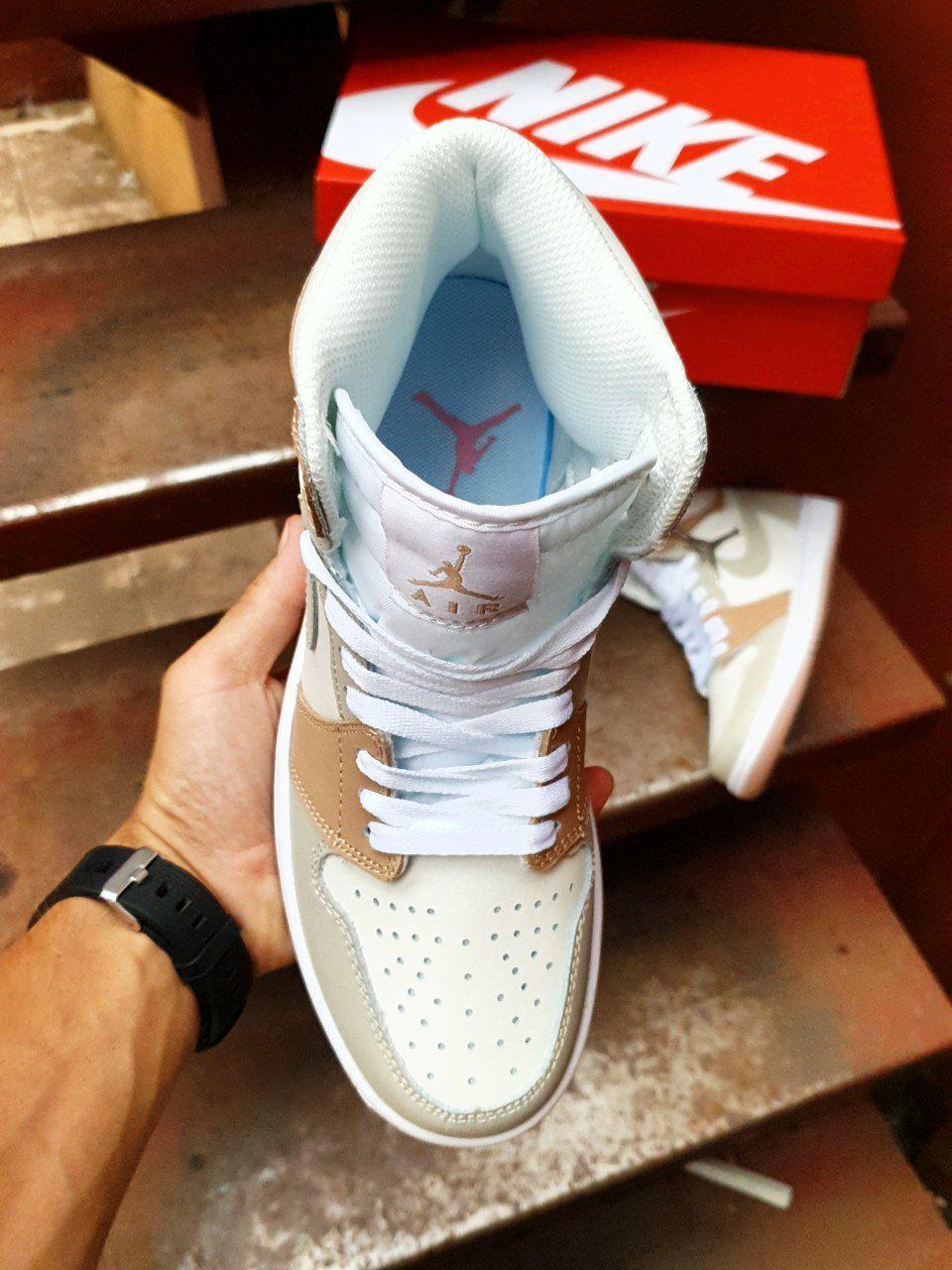 Nike Air Jordan 1 Retro High Grey Beige