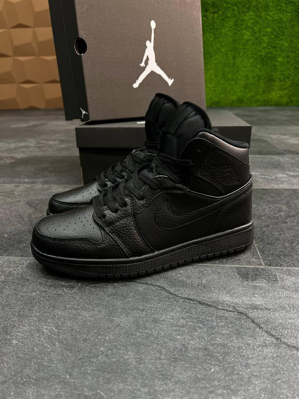 Nike Air Jordan 1 Retro High Full Black