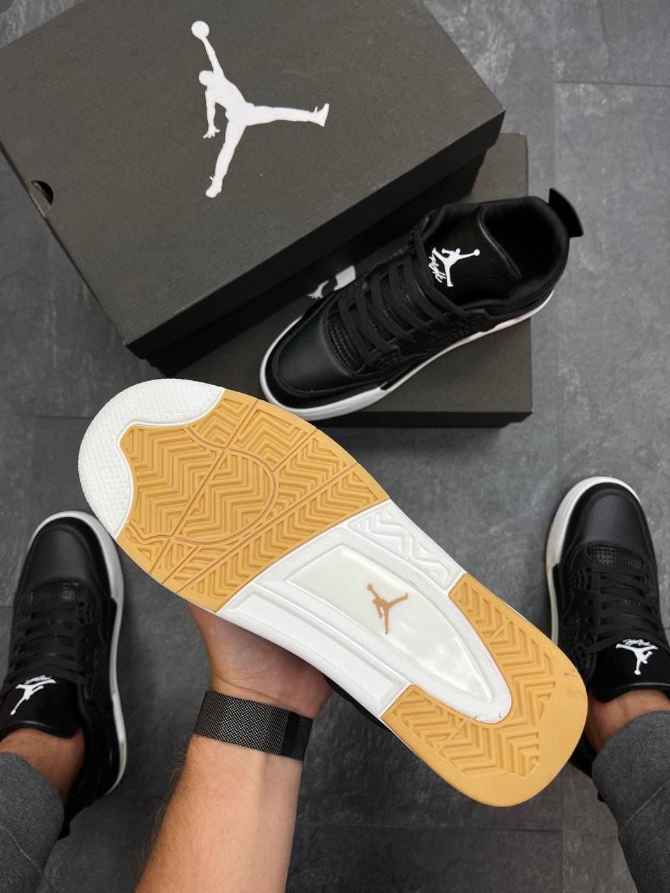 Nike Air Jordan Retro 4 Black White