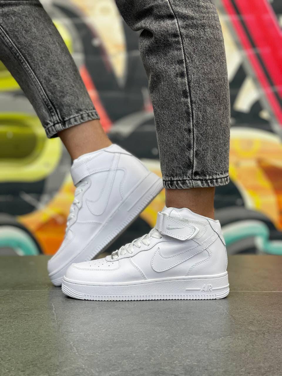 Nike Air Force 1 Classic High White 2