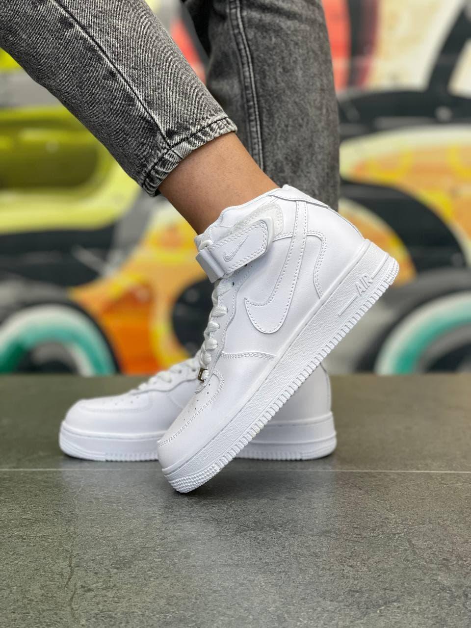Nike Air Force 1 Classic High White 2
