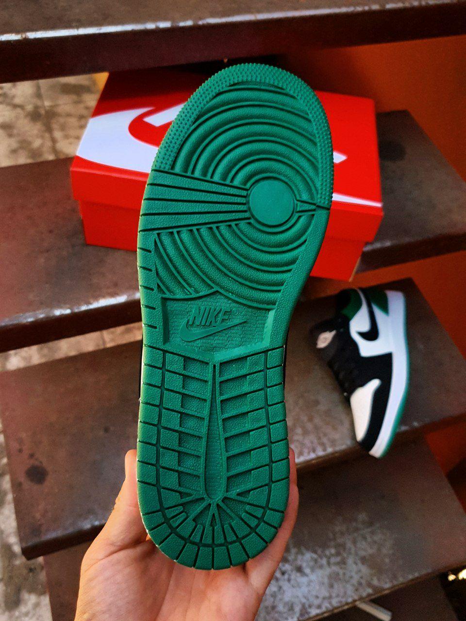 Nike Air Jordan Retro 1 Low Black White Green