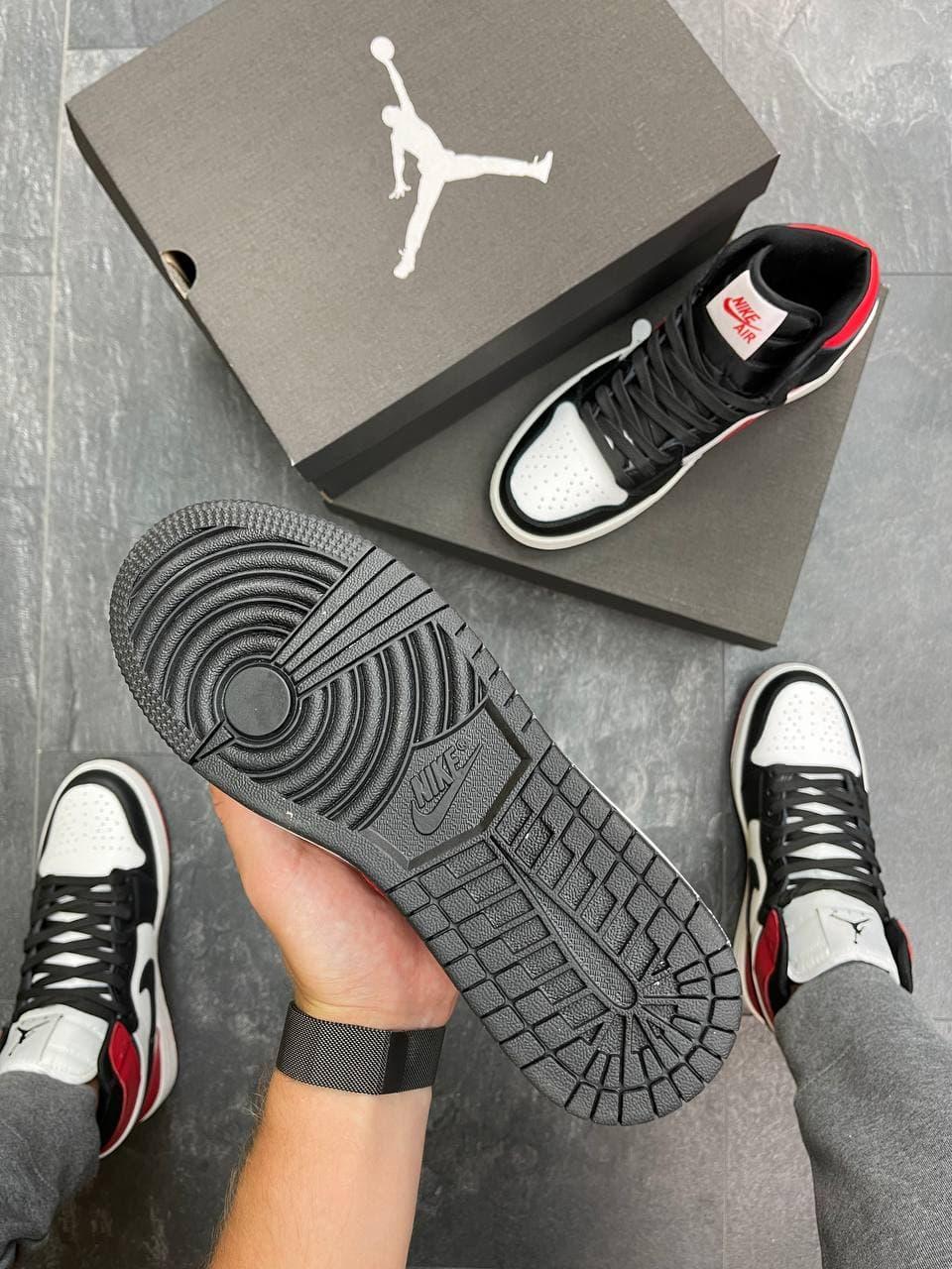 Nike Air Jordan 1 High Black Red