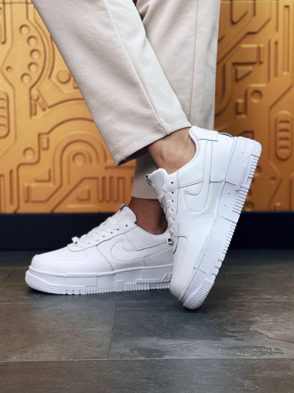 Nike Air Force 1 Pixel White 1