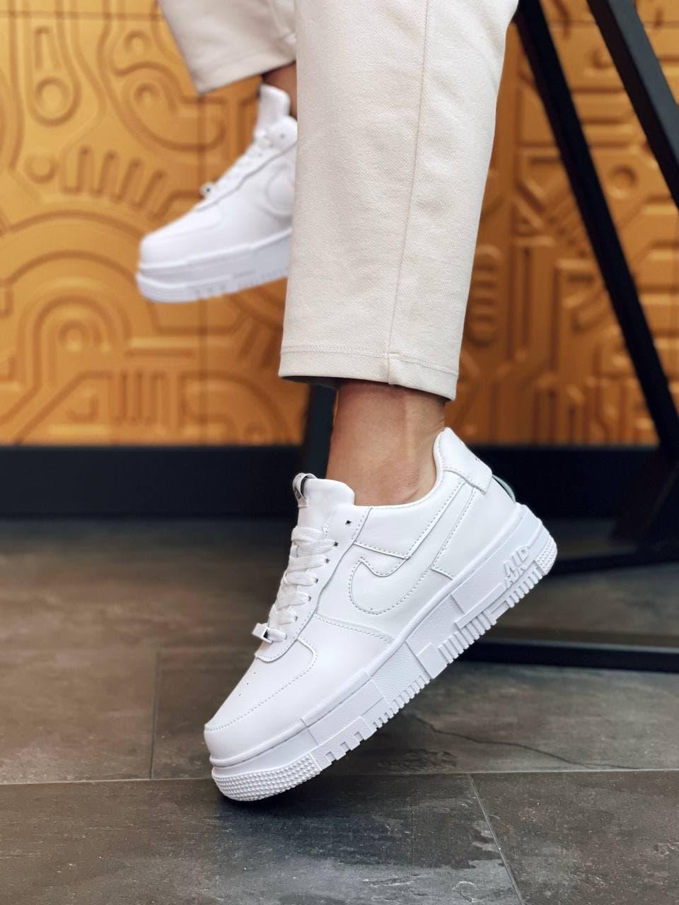 Nike Air Force 1 Pixel White 1