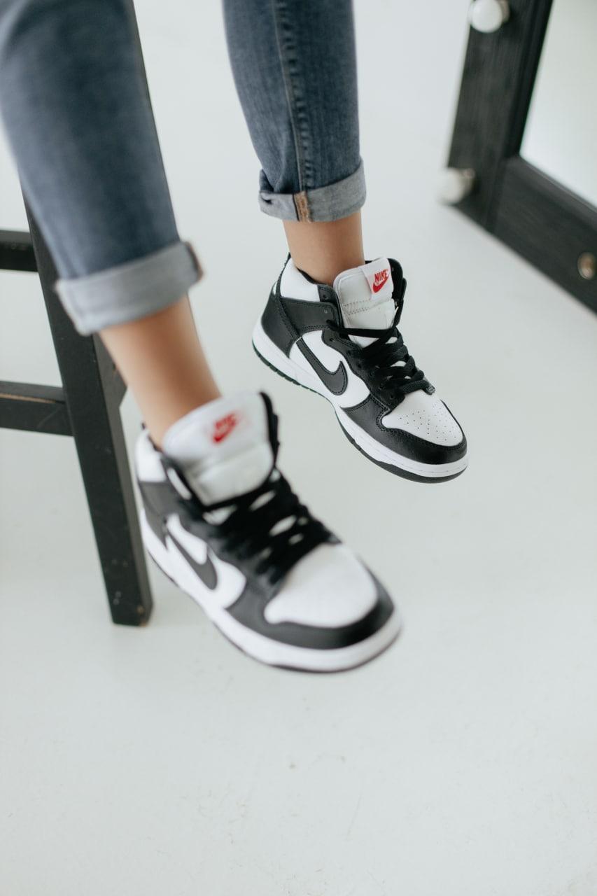 Nike Dunk High Black White