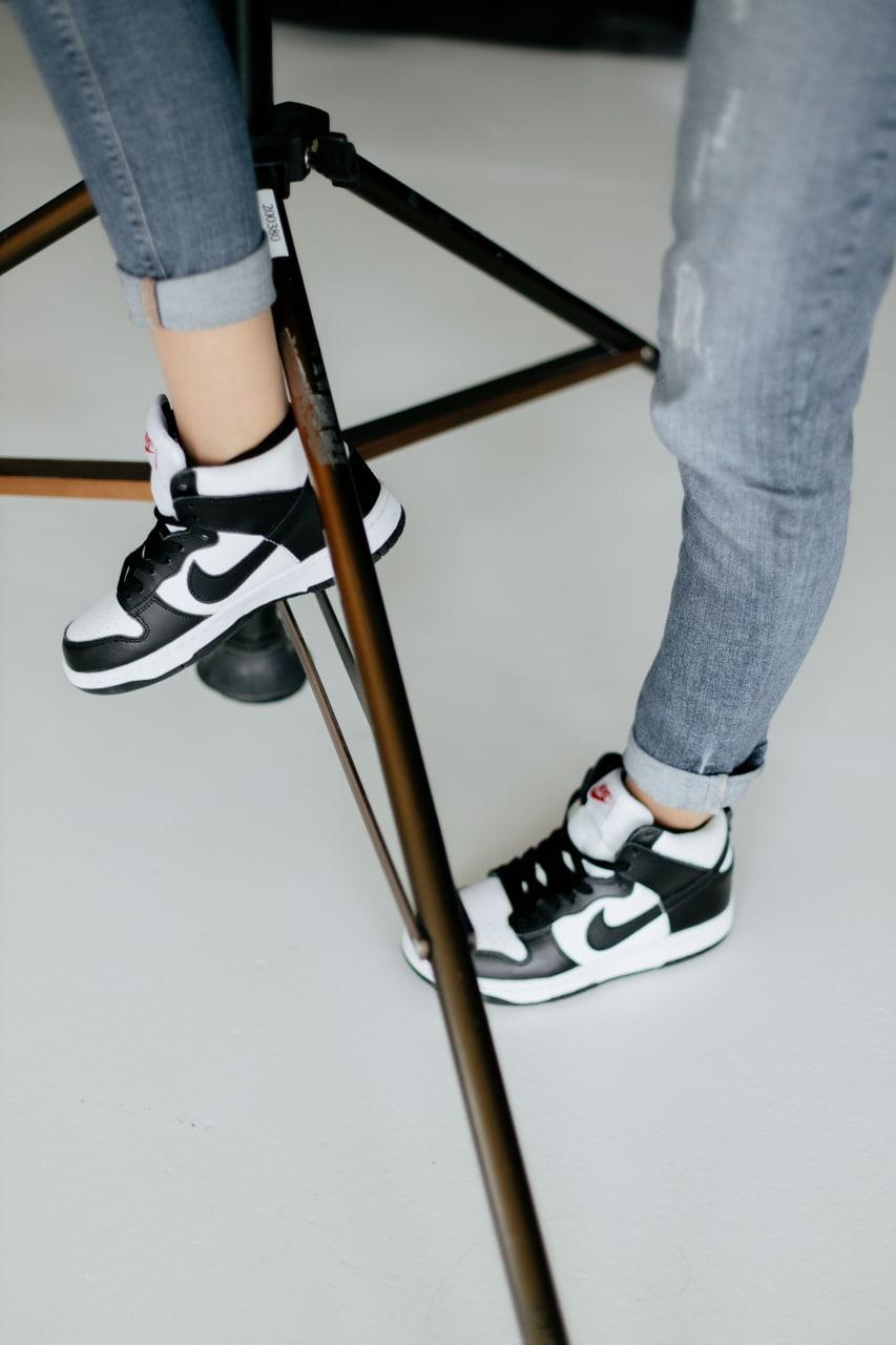 Nike Dunk High Black White