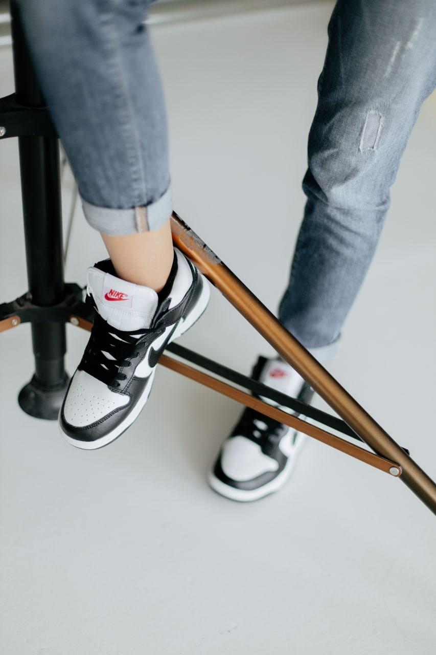 Nike Dunk High Black White
