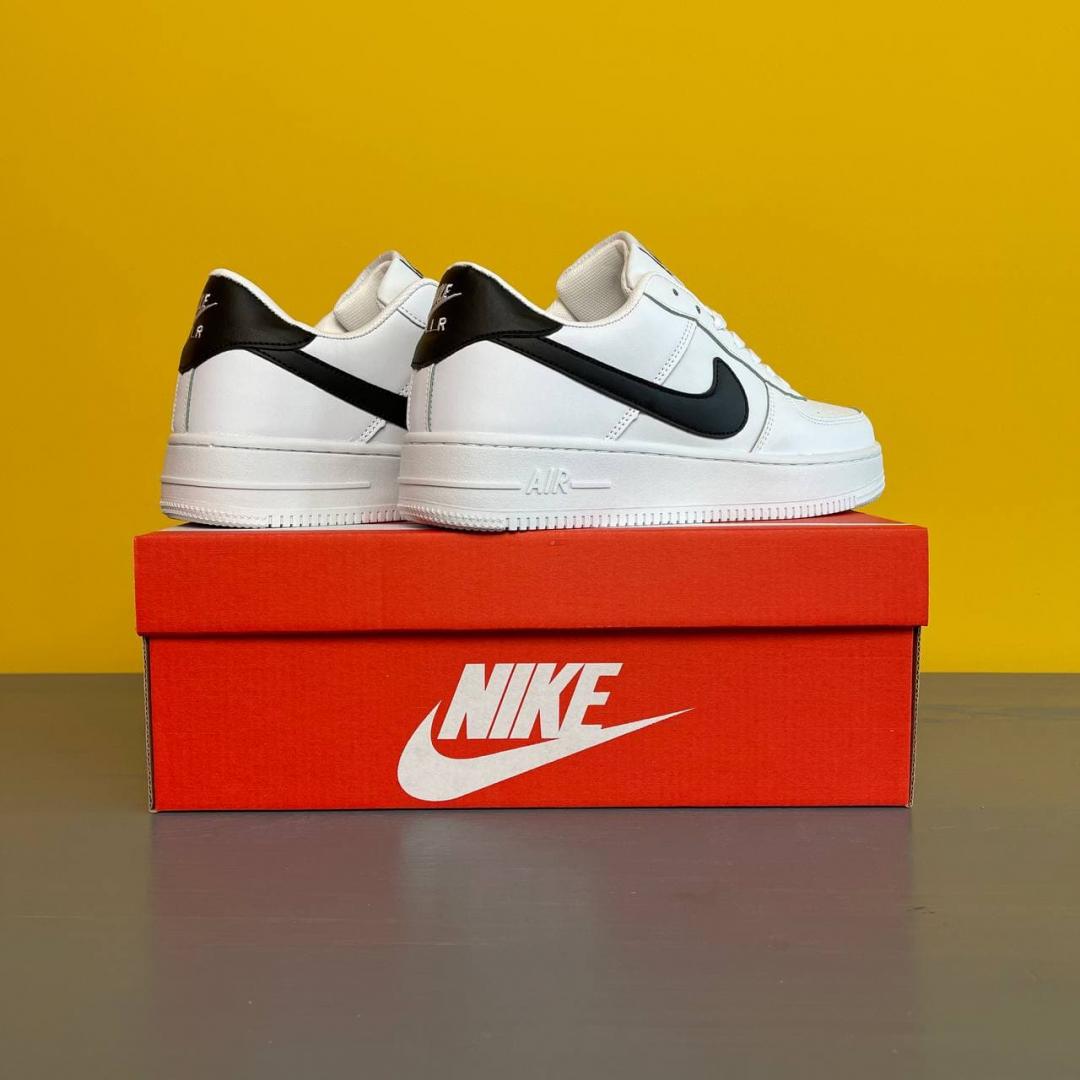 Nike Air Force 1 All White Black