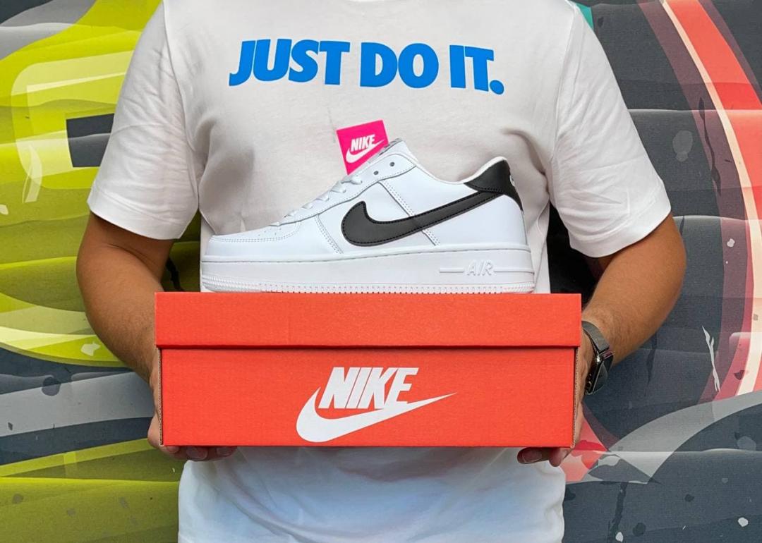 Nike Air Force 1 All White Black