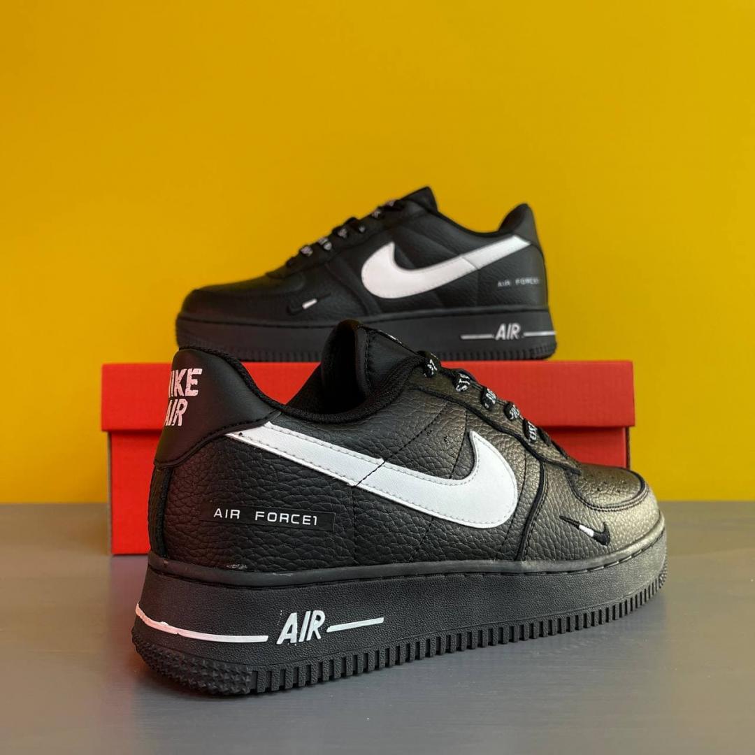 Nike Air Force 1 Black White