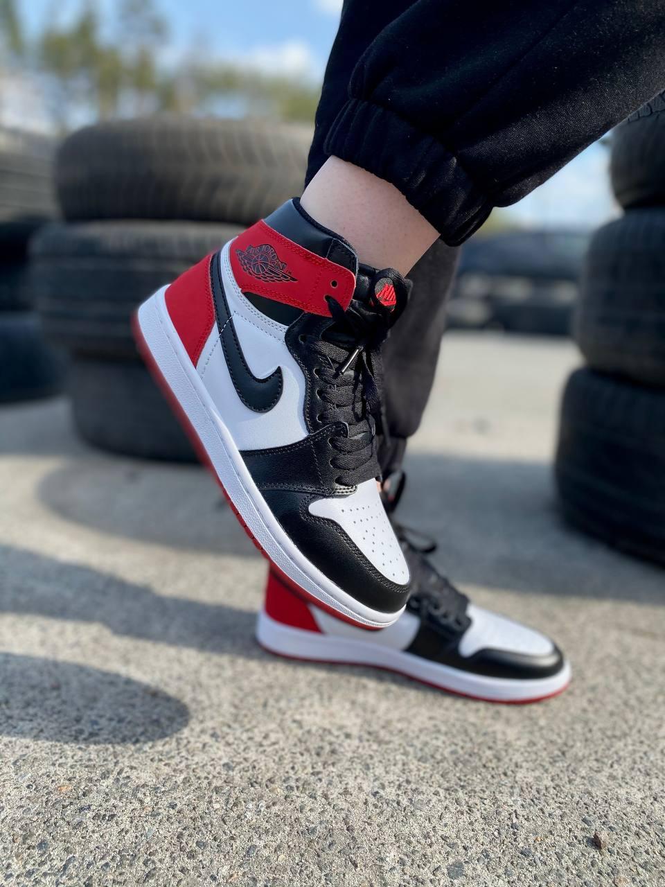 Nike Air Jordan 1 High Black Red White