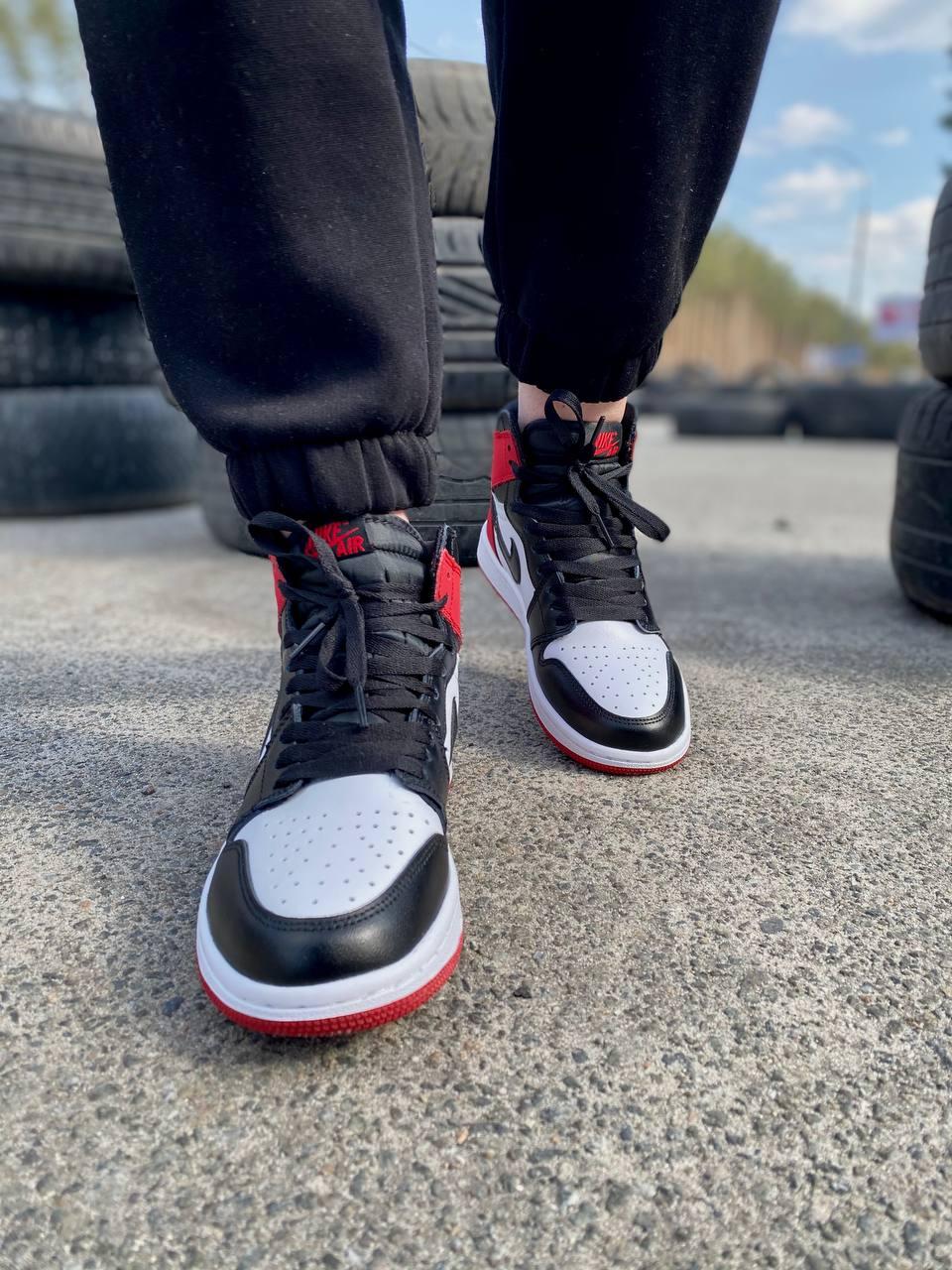 Nike Air Jordan 1 High Black Red White