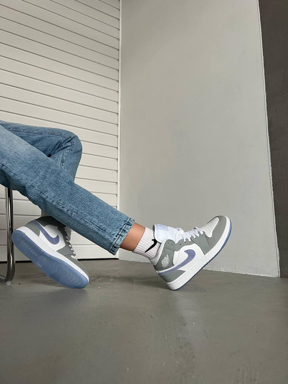 Nike Air Jordan 1 Retro Mid Grey Blue