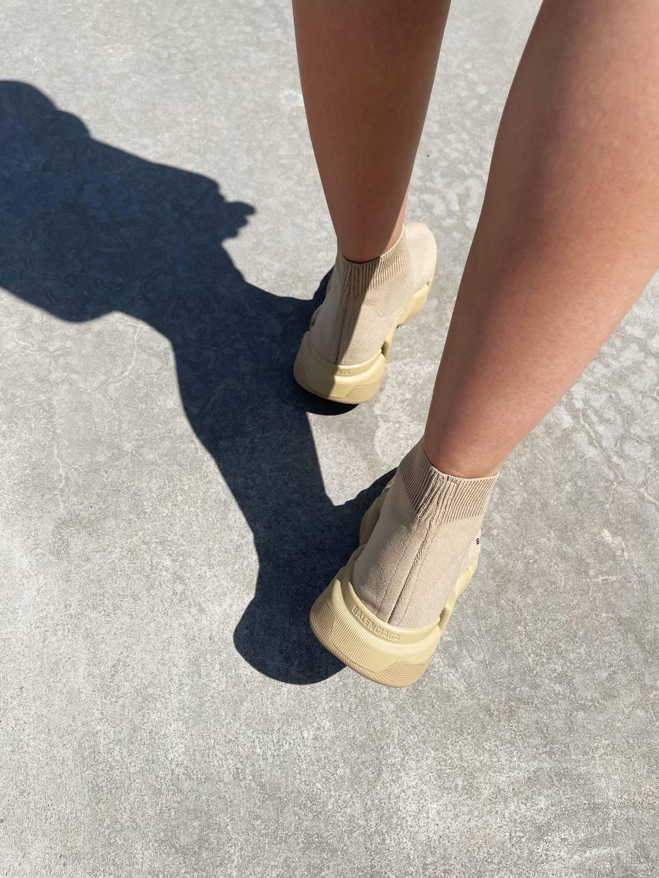 Balenciaga Speed Trainer Beige 2