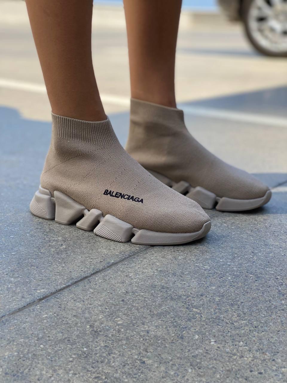 Balenciaga Speed Trainer Beige 2