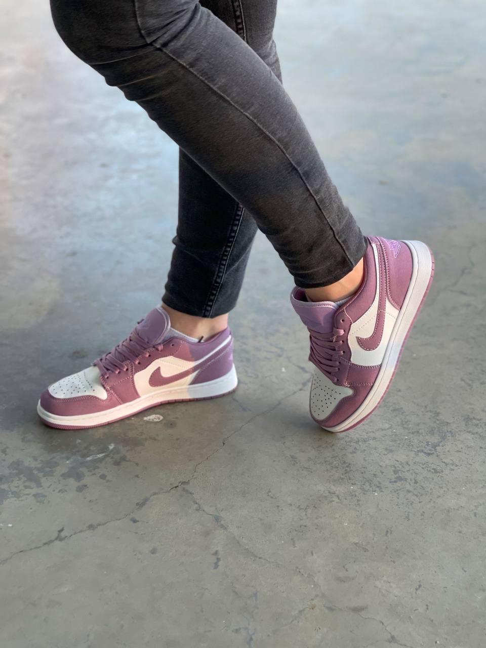 Nike Air Jordan Retro 1 Low Violet White