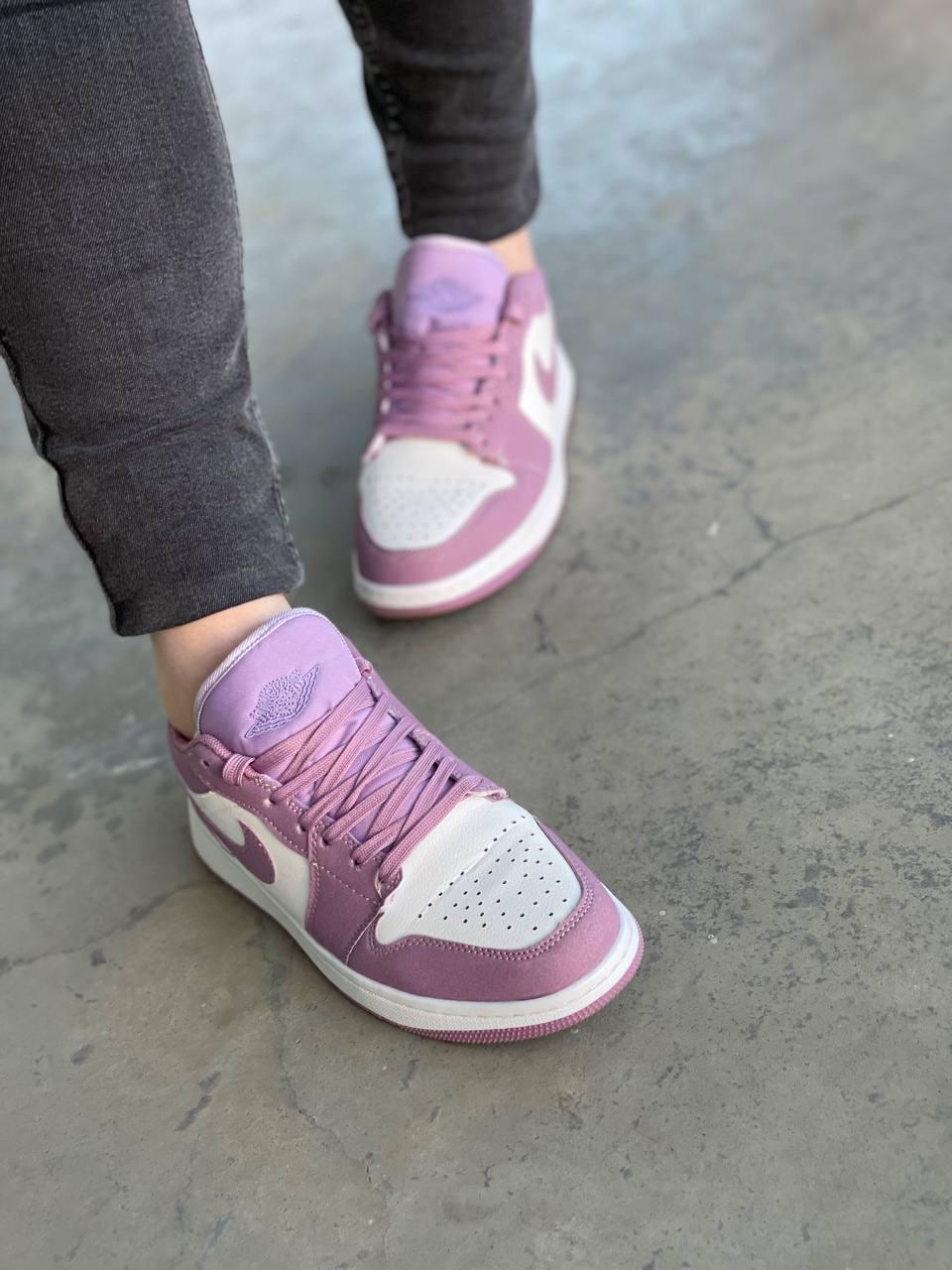 Nike Air Jordan Retro 1 Low Violet White