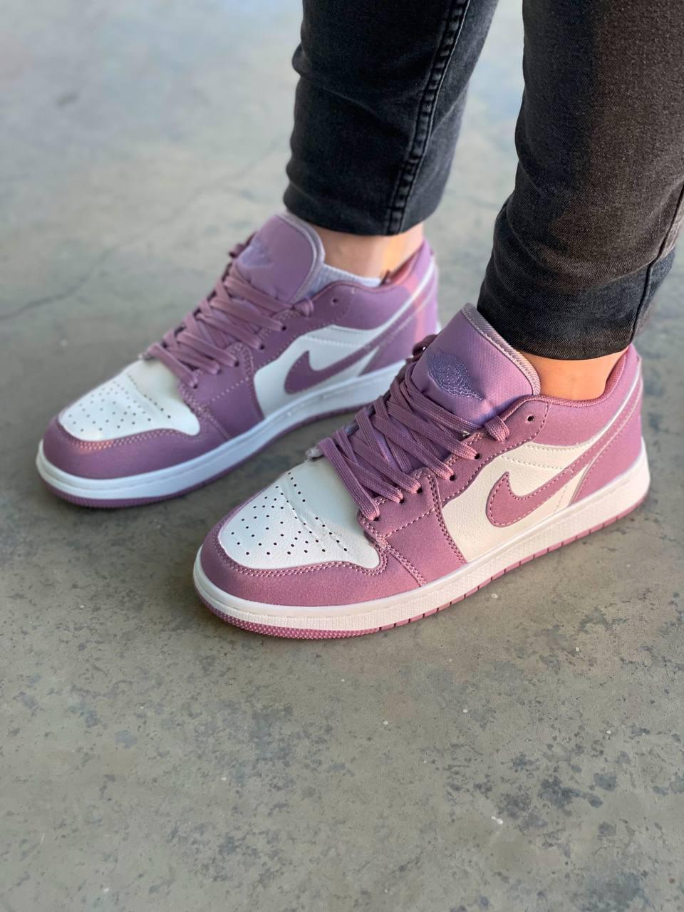 Nike Air Jordan Retro 1 Low Violet White