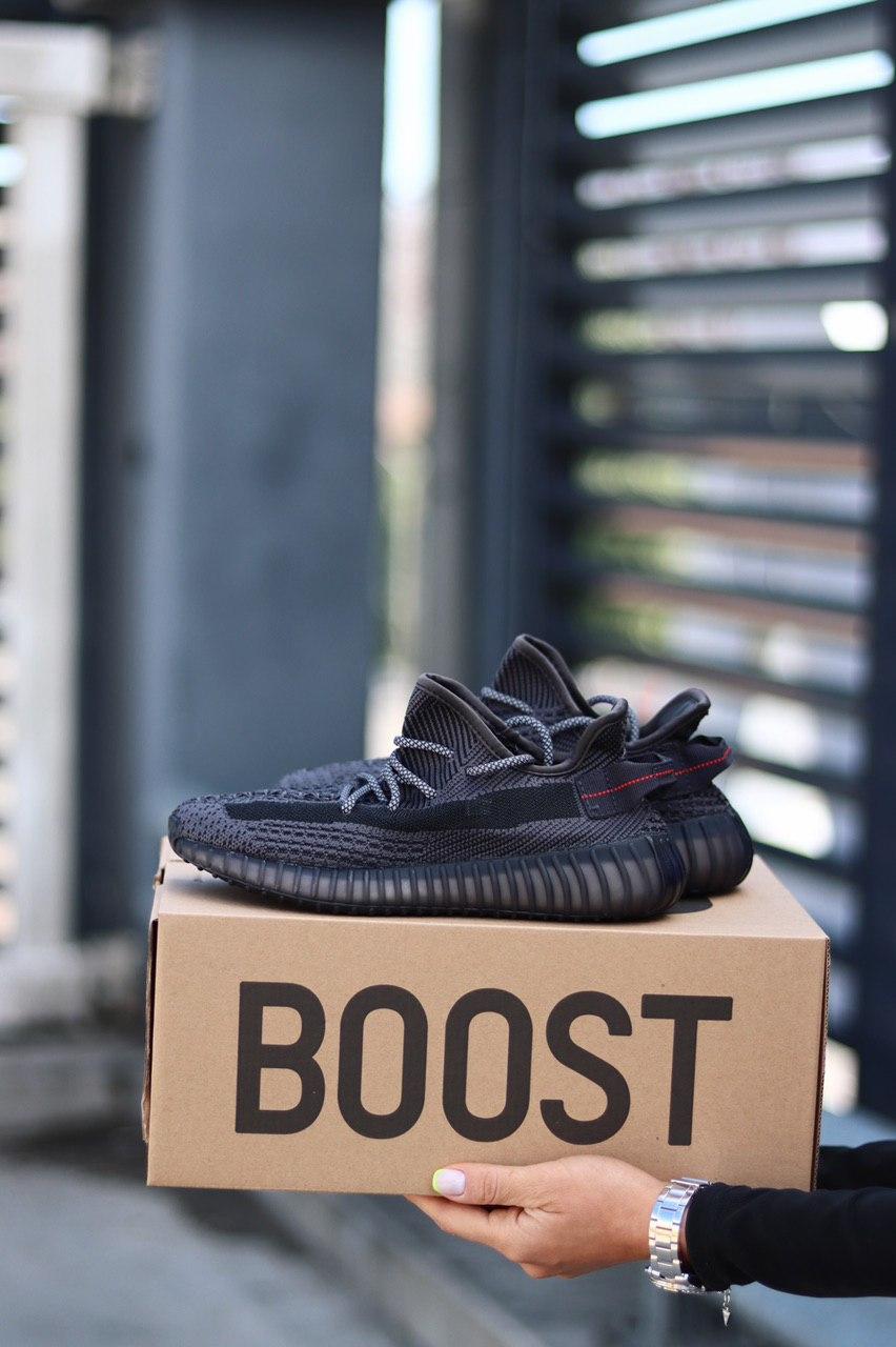Adidas Yeezy Boost 350 V2 Black (Рефлективные шнурки)