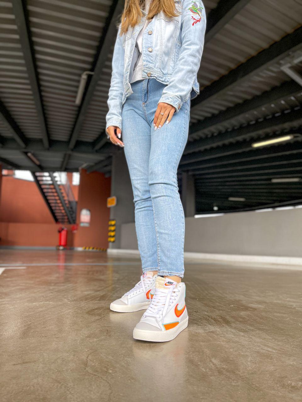Nike Blazer White Orange