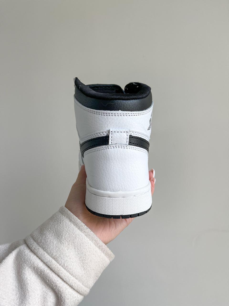 Nike Air Jordan 1 Retro White Black